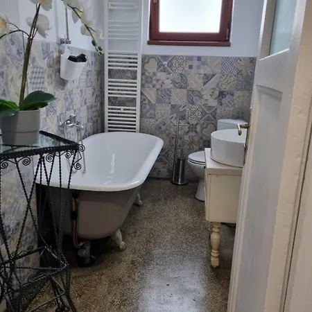 Apartamento Cozy Near Center Bucareste