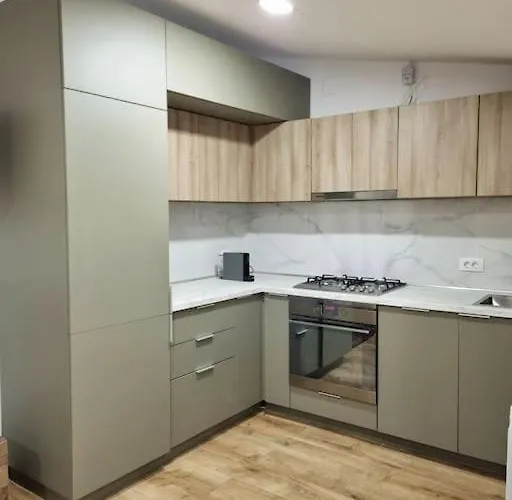 Cozy Near Center Apartman