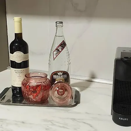 Cozy Near Center Apartamento Bucareste