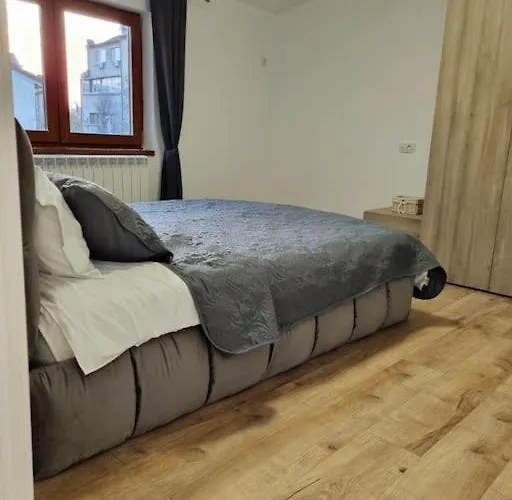 Cozy Near Center Бухарест