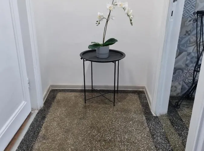 Cozy Near Center Бухарест